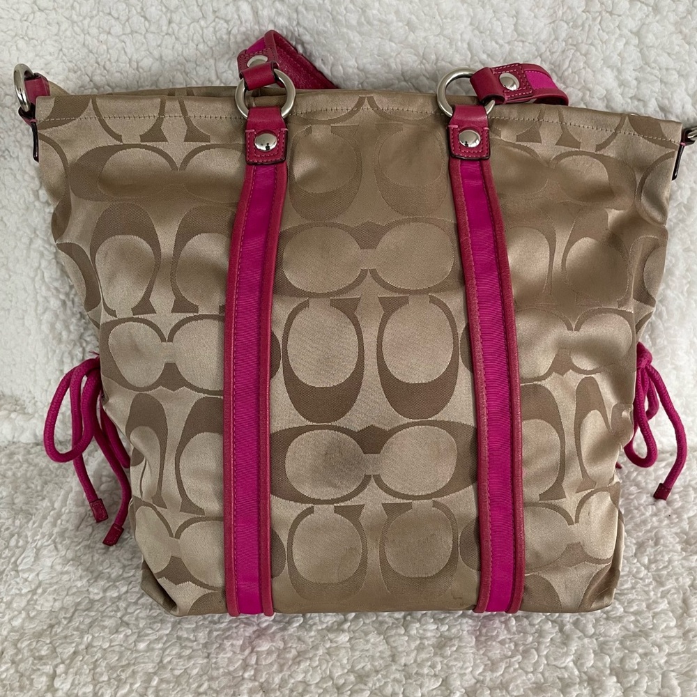 Coach Poppy Handbag - Picture 3 of 10